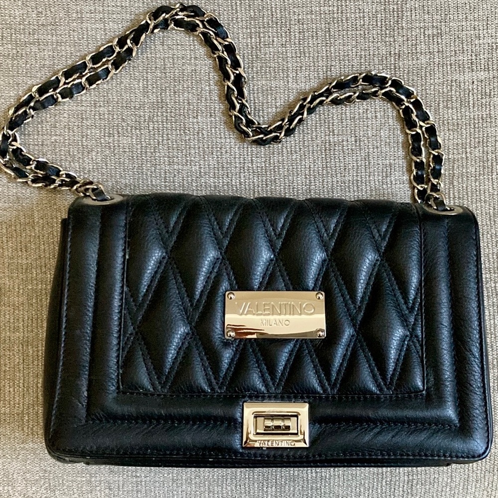 Valentino by Mario Valentino
Alice Quilted Leather Shoulder Bag